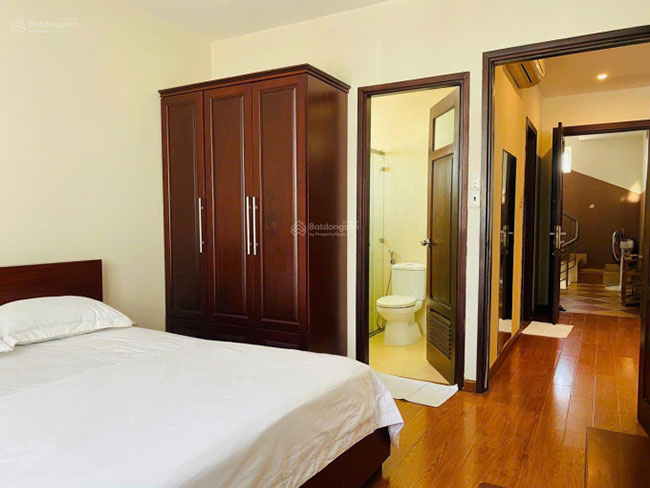 Tòa Nhà Căn Hộ Dịch Vụ 7 tầng, 14 phòng cao cấp, thu nhập 120tr/th, hẻm ôtô khu vip Nguyễn Đình Chính